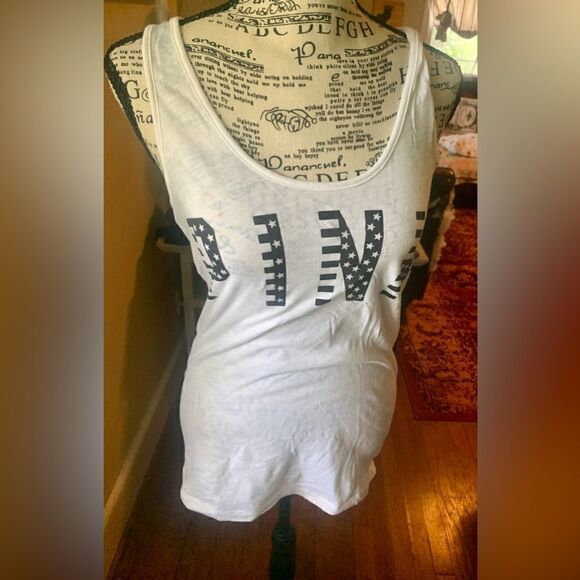 Pink Tank - Picture 2 of 6